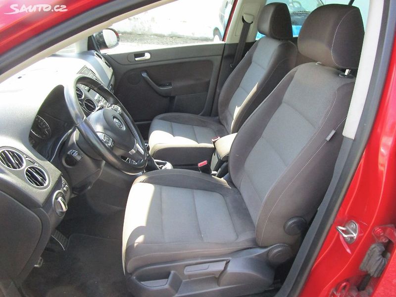 Volkswagen Golf Plus 1,4TSi-90KW-STK ČR+ROZVODY - fotka 14 z 36