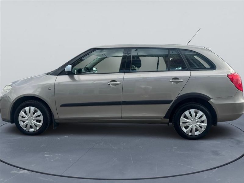Škoda Fabia 1,2 HTP - fotka 5 z 17