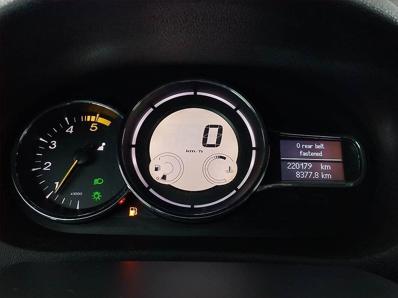 Renault Mégane (2012) 1.9 dCi, nová STK - fotka 11 z 19