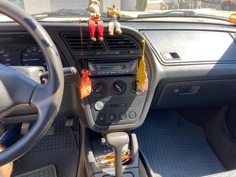 Peugeot 306 (1995) ST, 1.8 74kW, Automat - fotka 18 z 20