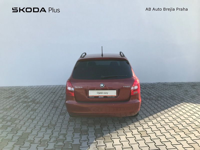 Škoda Fabia (2014) COM TSI AMBIE L4 63/1,2 - fotka 8 z 22
