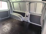 Volkswagen Caddy (2013) 1.6TDi MAXi, AC, +kola - náhled 9