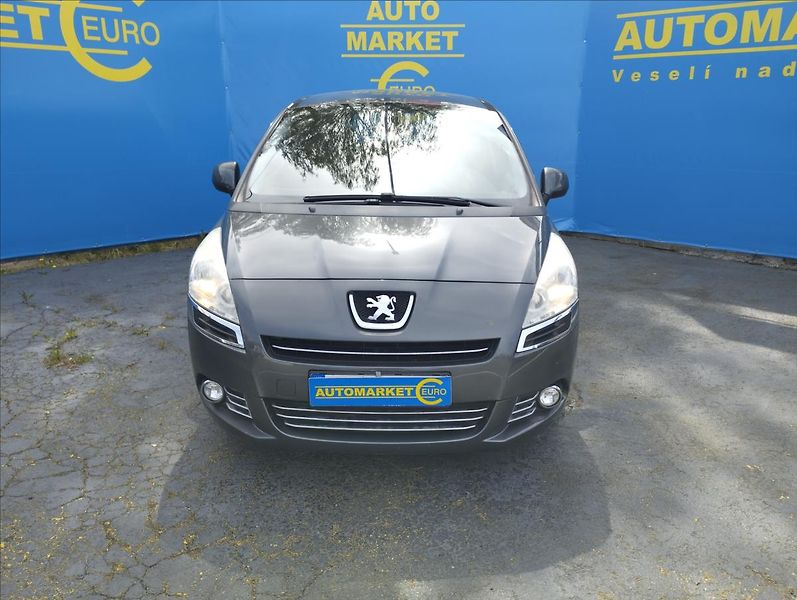 Peugeot 5008 1,6 HDi 82KW - fotka 2 z 14