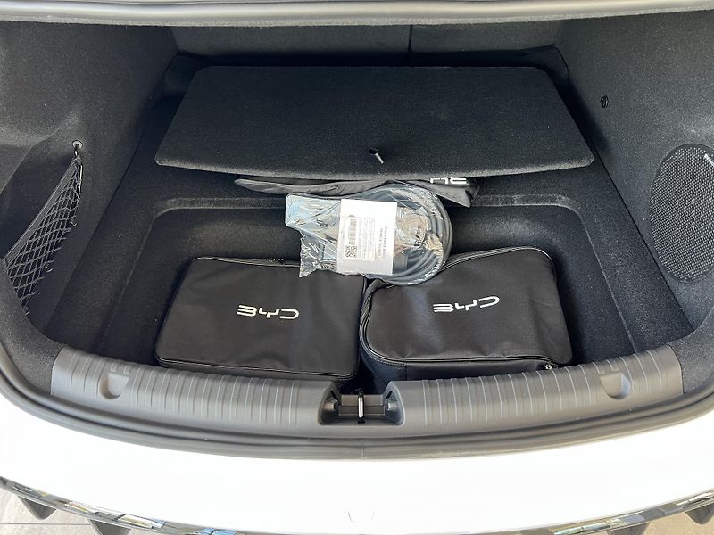 BYD Seal (2025) Excellence AWD - fotka 16 z 16
