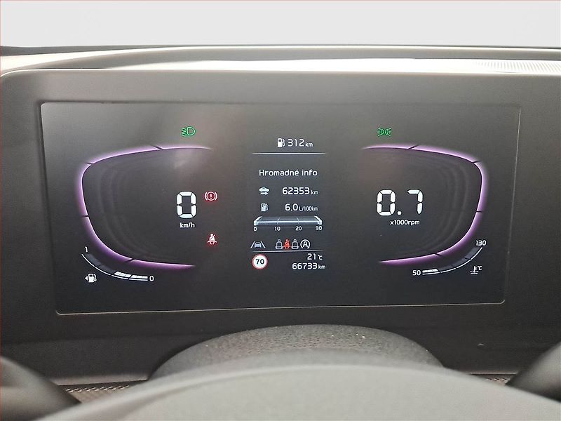 Kia Sportage (2022) 1.6 T-GDI - fotka 11 z 19