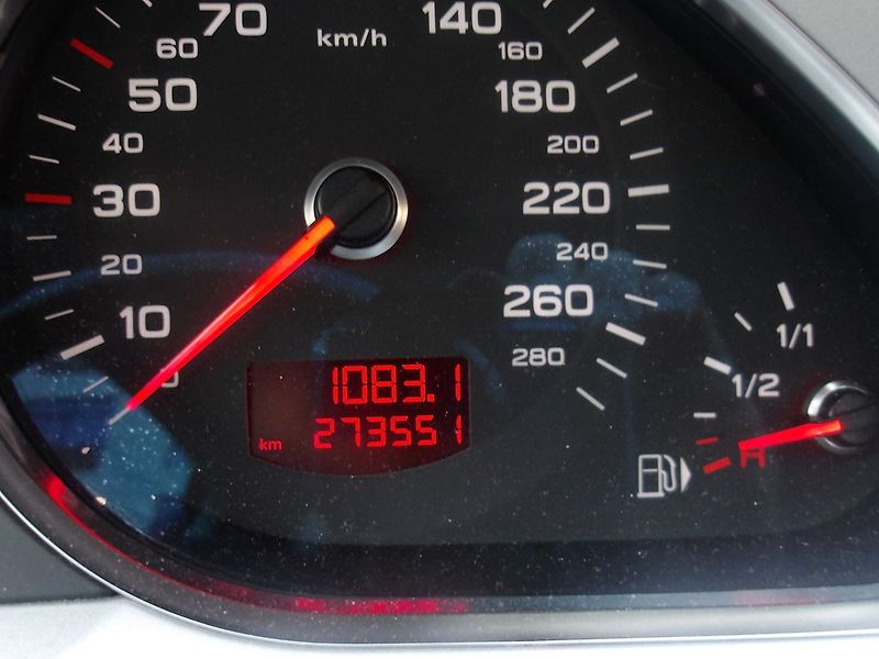 Audi A6 ALLROAD 3,0TDi 4x4 1.MAJ.!!! - fotka 28 z 33