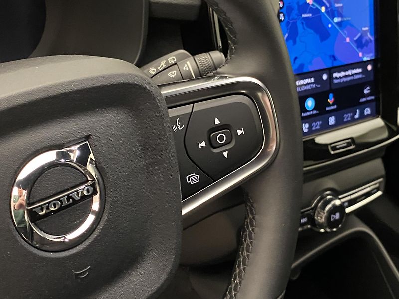 Volvo XC40 PURE ELECTRIC RECHARGE CORE  - fotka 21 z 49