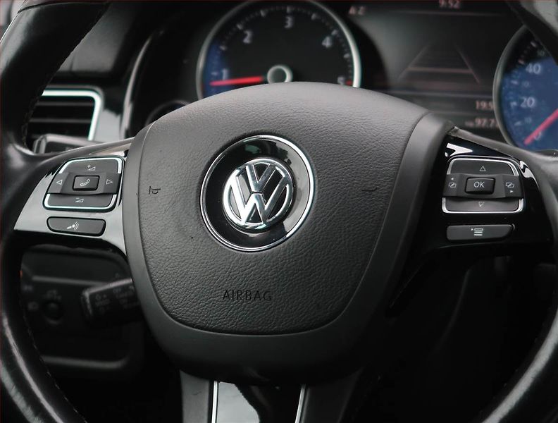 Volkswagen Touareg (2015) R-Line 3.0 TDI - fotka 29 z 29