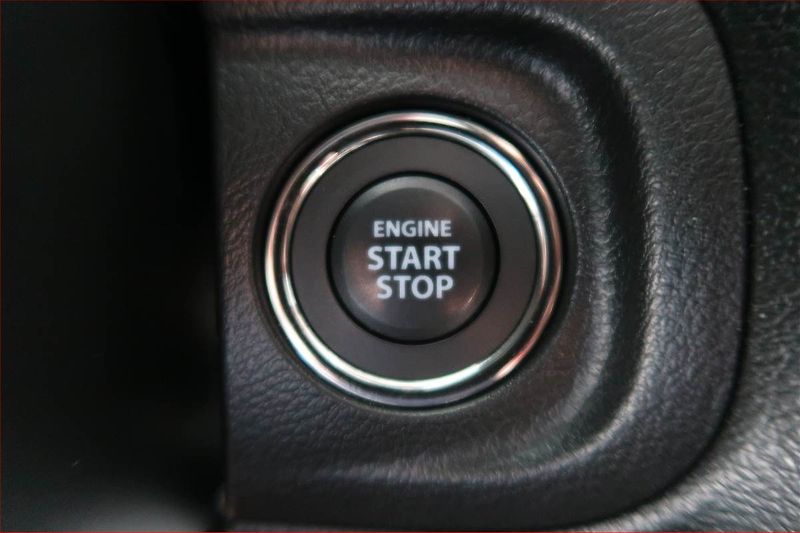 Suzuki Vitara (2017) 1.4 BoosterJet, 4X4 - fotka 19 z 19