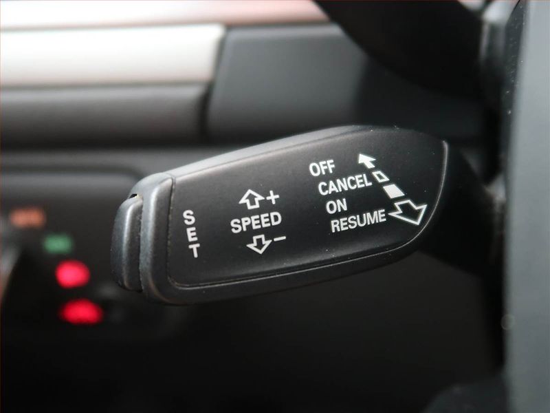 Audi A6 (2013) Design 3.0 TDI, 4X4, Automat - fotka 21 z 22