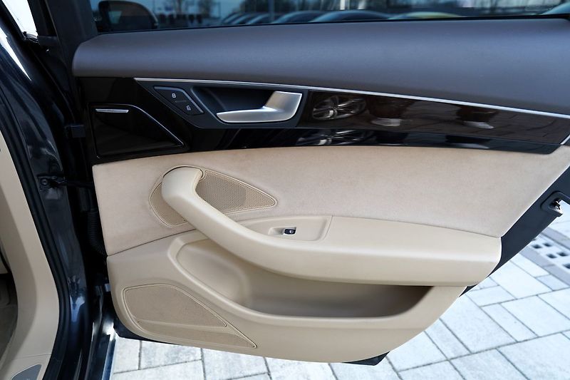 Audi A8 3.0 TDI Quattro/Tiptr./Matrix - fotka 23 z 48