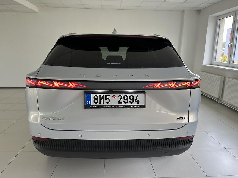 Omoda 7 (2026) 1.6 TGDI PREMIUM - fotka 8 z 25