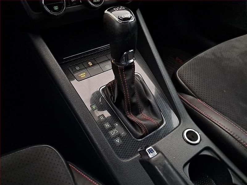 Škoda Octavia (2017) RS 2.0 TDI, Automat, Kůže - fotka 13 z 22