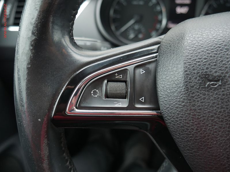 Škoda Octavia (2014) 2.0 TDI, DSG - fotka 12 z 24