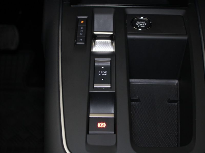 Citroën C5 Aircross 1,5 HDi 96kW AT VÝPRODEJ! - fotka 17 z 26