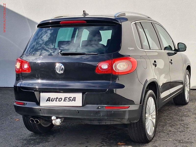 Volkswagen Tiguan (2011) 2.0 TDi 4x4, Team, bixen - fotka 4 z 19