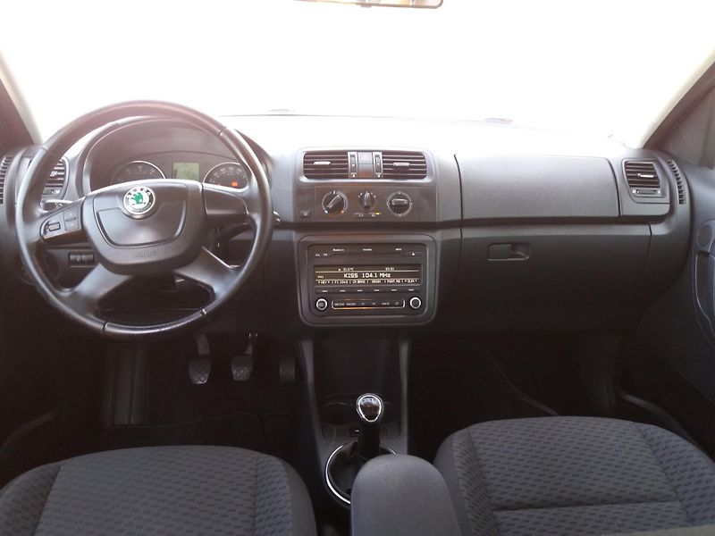 Škoda Roomster 1.2TSi,63kW,KLIMA,1.MAJITE-ČR! - fotka 9 z 25