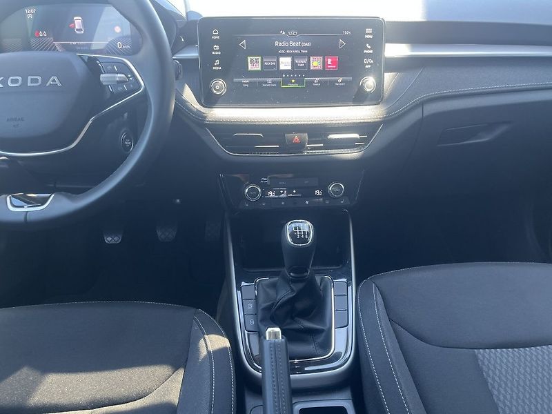 Škoda Fabia Top Selection 1.0 TSi 85 kW - fotka 21 z 28