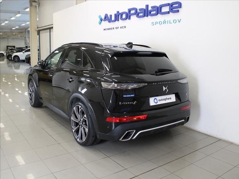 DS Automobiles DS7 Crossback 1,6 PHEV 360 4x4 Perf.Pano. ČR - fotka 3 z 16