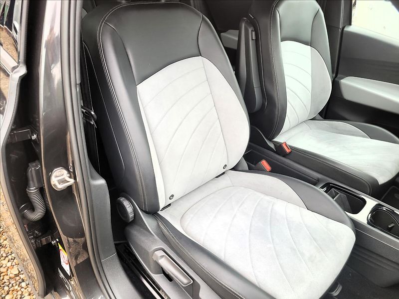 Volkswagen ID.3 SOH 92%,150kw,tepelko,tažné - fotka 10 z 48