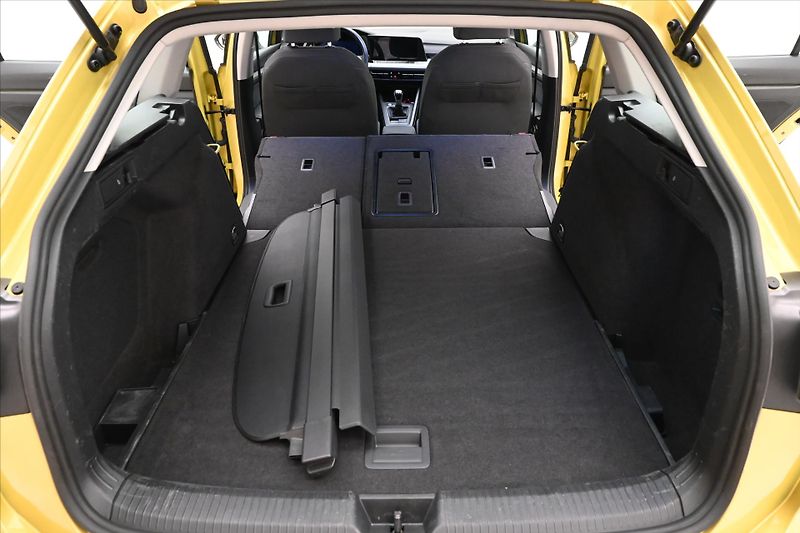 Volkswagen Golf 1,5 TSI 96kW Life Záruka až 5 - fotka 11 z 30