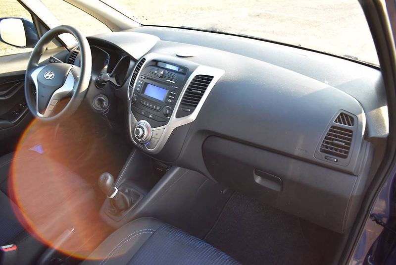 Hyundai ix20 1,4 16V 1.MAJ,AC,SERVIS AKCE - fotka 11 z 16