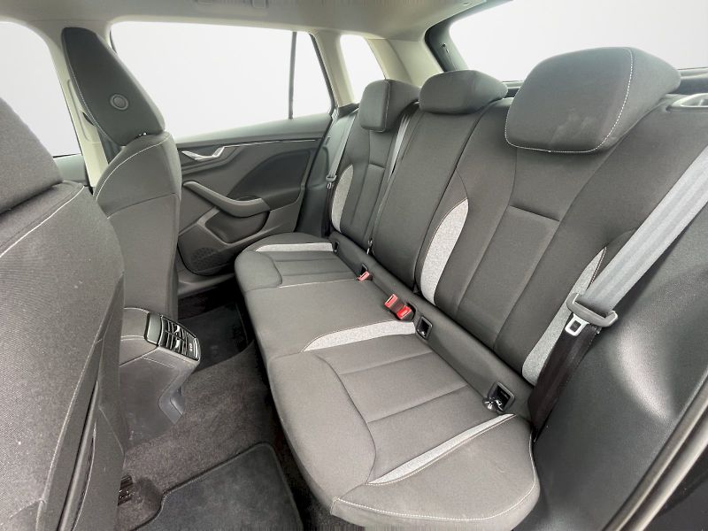 Škoda Kamiq (2025) 1.0 TSI 85 kW Selection - fotka 22 z 30