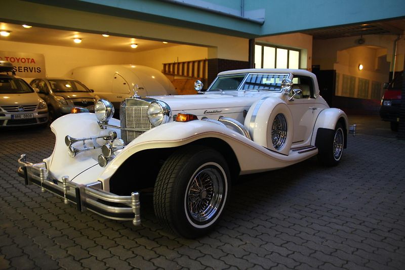 Ostatní (1983) Excalibur V8 MK IV - fotka 2 z 7