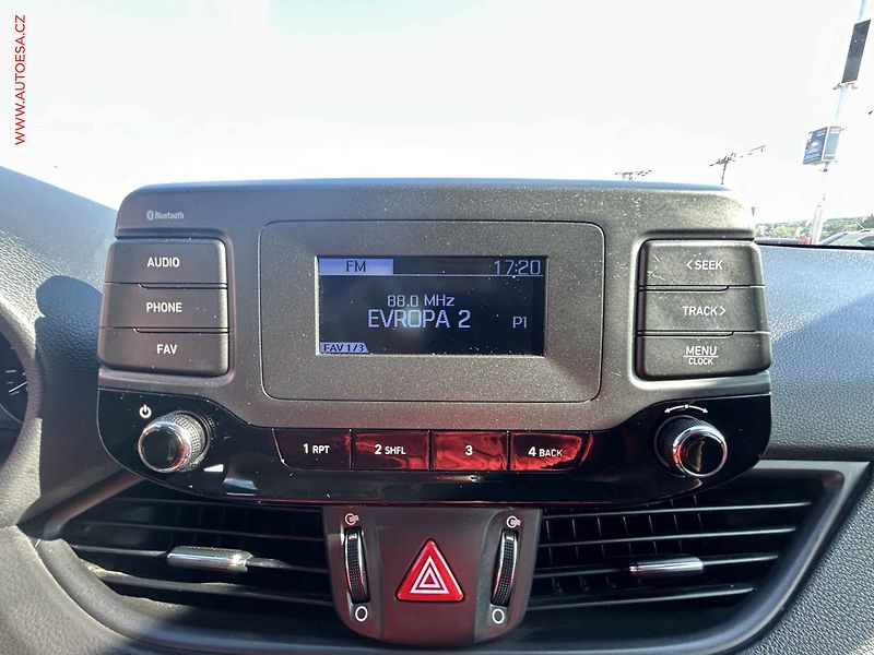 Hyundai i30 (2020) 1.4CVVT, ČR - fotka 15 z 17