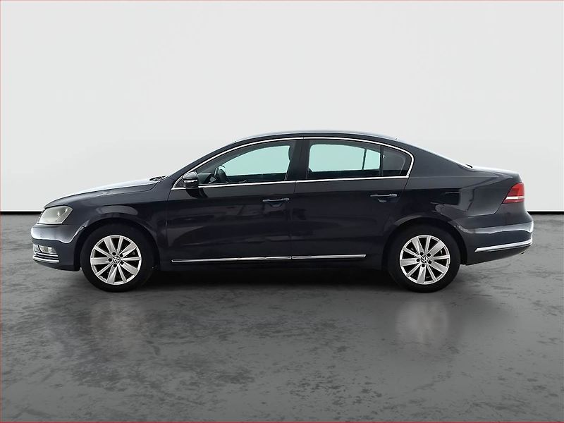 Volkswagen Passat (2011) 1.6 TDI, Tempomat - fotka 3 z 18