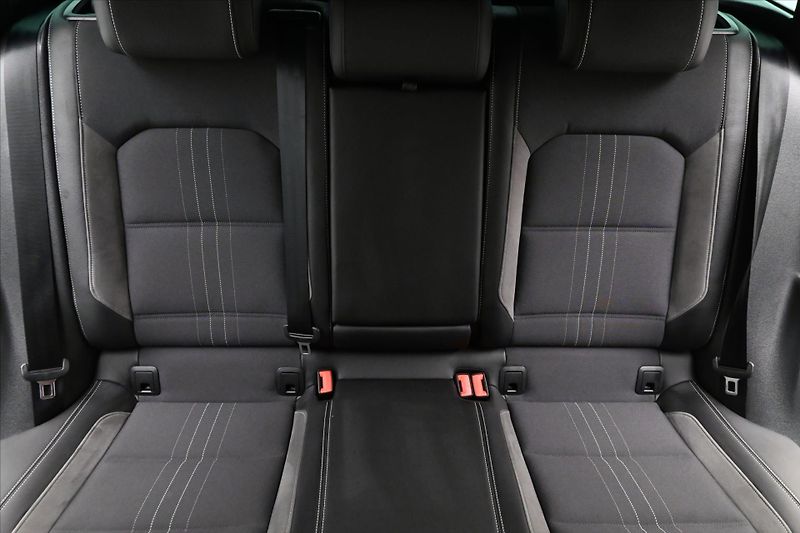 Volkswagen Passat 2,0 TDI 147kW 4x4 DSG Alltrack - fotka 29 z 33