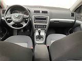 Škoda Octavia (2011) 1.6 TDi, ČR, AC, TZ, tempo - náhled 8