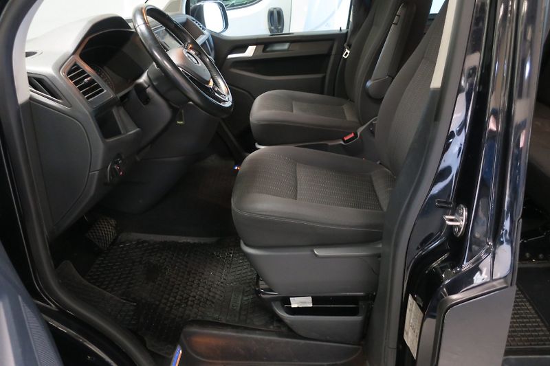 Volkswagen Caravelle (2016) T6 2.0 TDI 110kW Comfort DSG - fotka 10 z 47