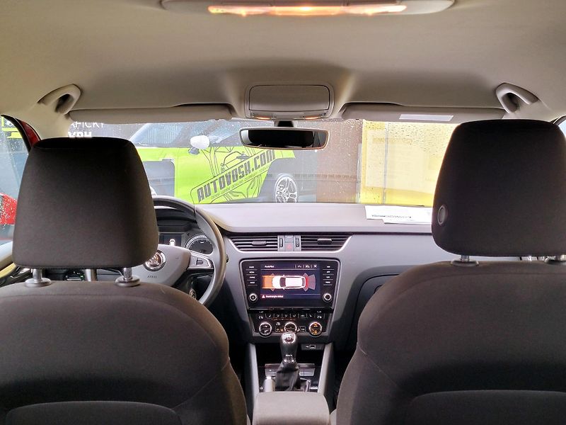 Škoda Octavia TDi Style CEBIA,CZ*SERV.KN     - fotka 16 z 44