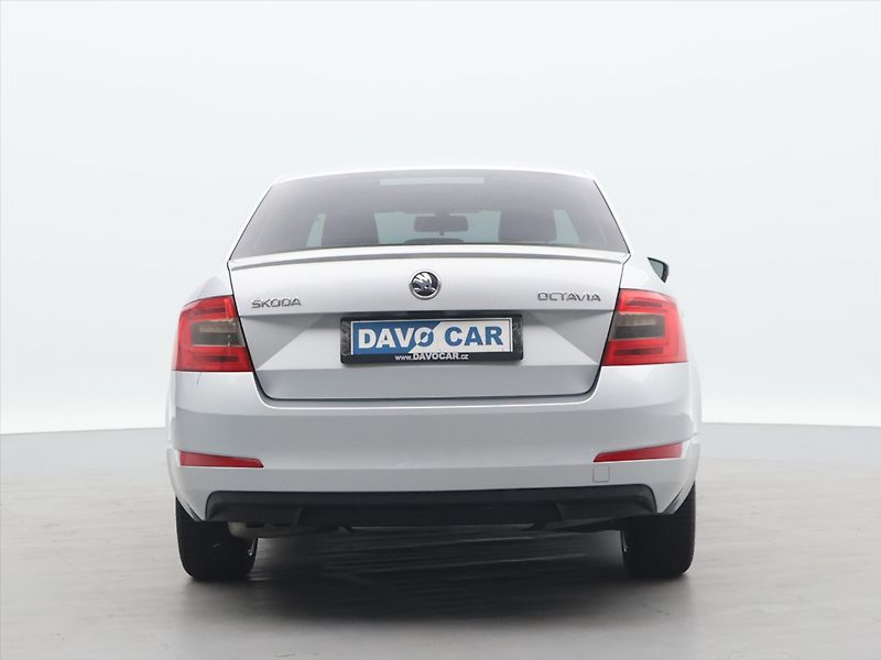 Škoda Octavia 1.8 TSI 132kW DSG Elegance CZ - fotka 6 z 24