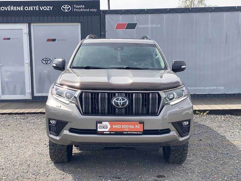 Toyota Land Cruiser 2.8D, ČR, Executive VIP, DPH - fotka 3 z 24