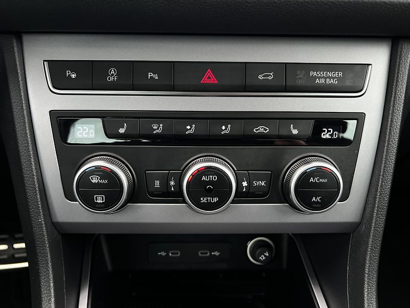 Seat Ateca 1.5TSI DSG FR Webasto DPH - fotka 15 z 30