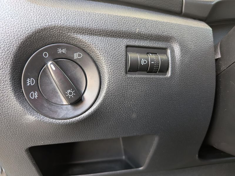 Škoda Fabia (2014) 1.2 TSI 63kW Combi-Servisováno - fotka 12 z 17