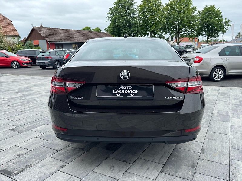 Škoda Superb (2016) Style Plus 2.0 TDI 110kW - fotka 6 z 30