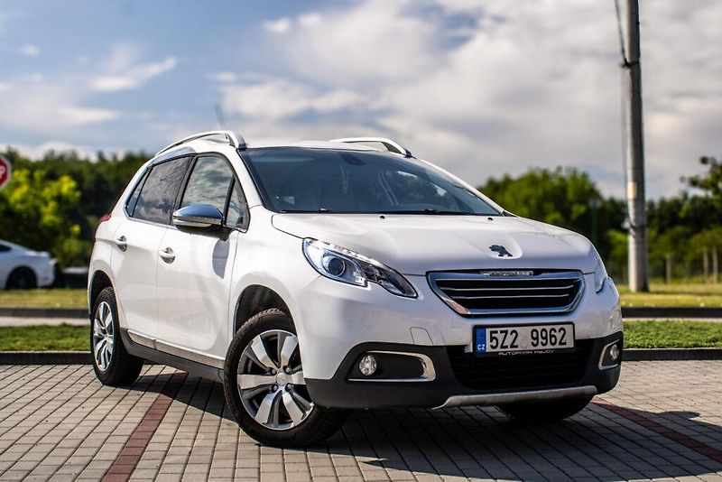 Peugeot 2008 (2014) 1.2 PureTech (60kW) - fotografie inzerátu