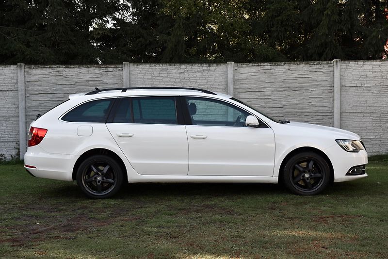 Škoda Superb 2.0 TDi CR,NAVI,VÝHŘEV,XENONY - fotka 5 z 45