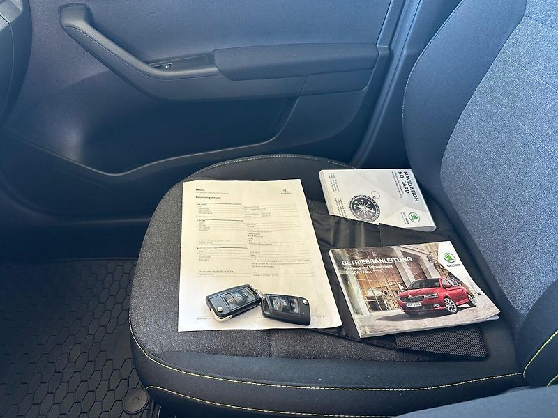 Škoda Fabia (2019) 1.0TSi NAVI, FULL-LED, SERVIS - fotka 13 z 18