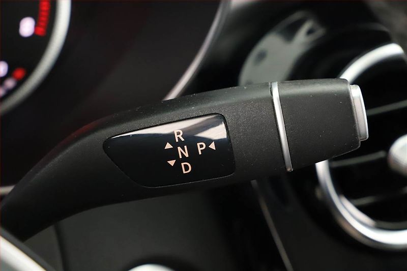 Mercedes-Benz Třídy C (2017) C 200 4MATIC, 4X4, Automat - fotka 10 z 21