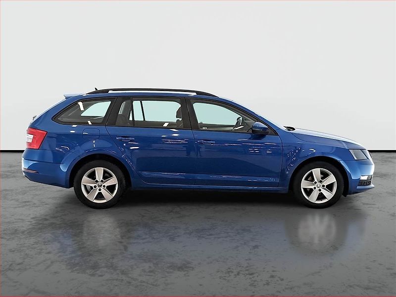 Škoda Octavia (2018) 1.6 TDI, Automat, Navi - fotka 6 z 16