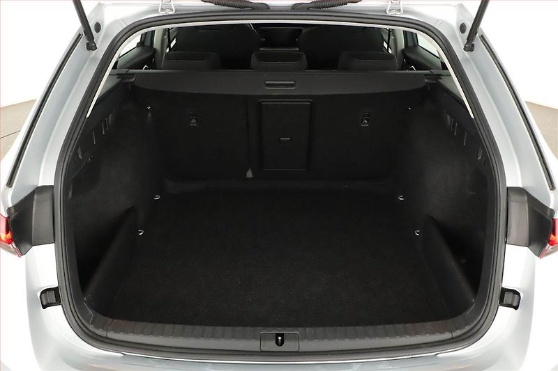 Škoda Octavia (2022) Ambition 2.0 TDI, ČR,1.maj - fotka 21 z 22