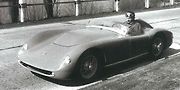 Škoda 1100 OHC s novou přídí a pevnými světlomety.