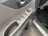 Renault Captur (2016) 1.2 TCe, AT, TZ, navi, kamera - náhled 11