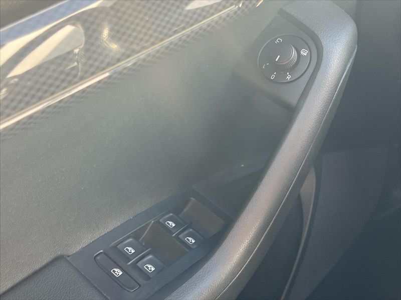 Škoda Octavia 2,0 TDi 135kW  III. FL RS - fotka 20 z 31