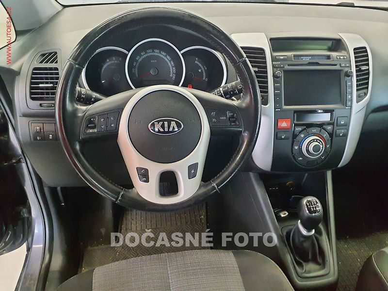Kia Venga (2015) 1.6 CRDi - fotka 3 z 3