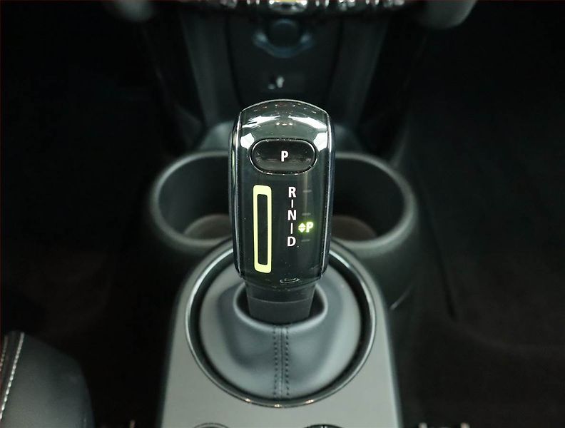 Mini Ostatní (2023) Cooper SE 32 kWh, SoH 97% - fotka 12 z 17